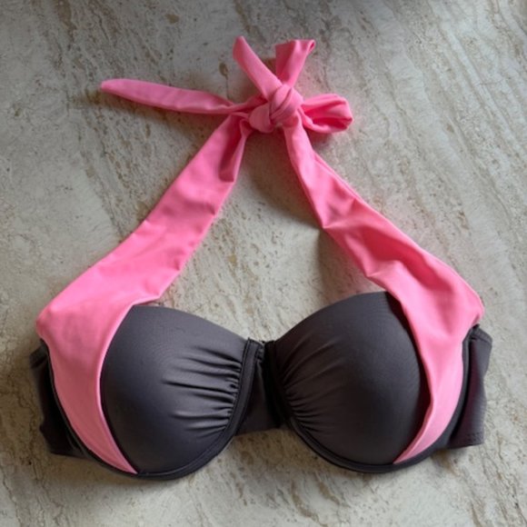 Pink and Gray Two-Piece Woman's Swimsuit Pin Up Style - Picture 4 of 10